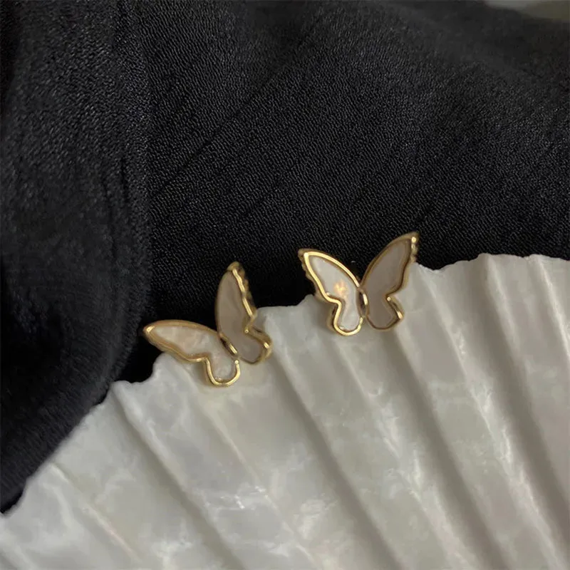 2022 New Personality Fashion Butterfly Golden Earrings Women Temperament Imitation Pearl Inlaid Rhinestones Shiny Earrings