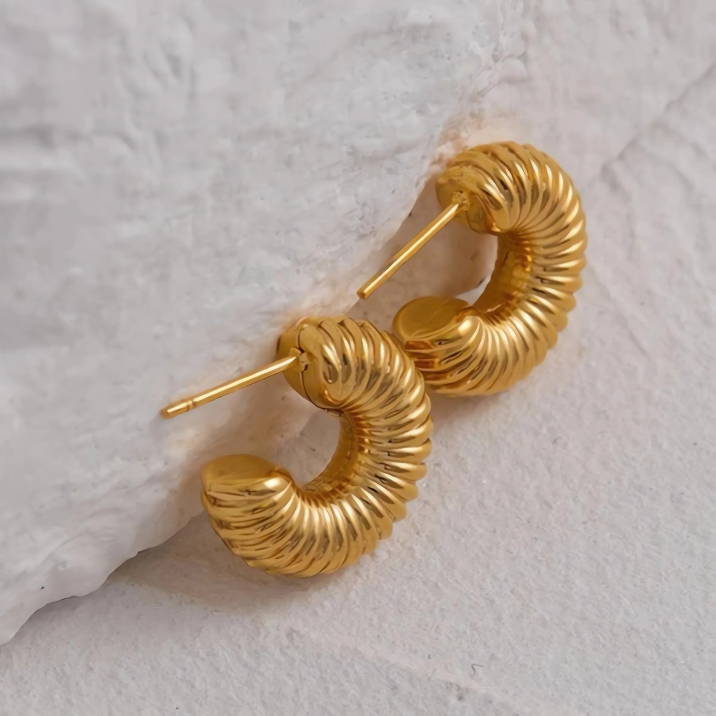 Chunky Croissant Ribbed Hoop Stud Earrings