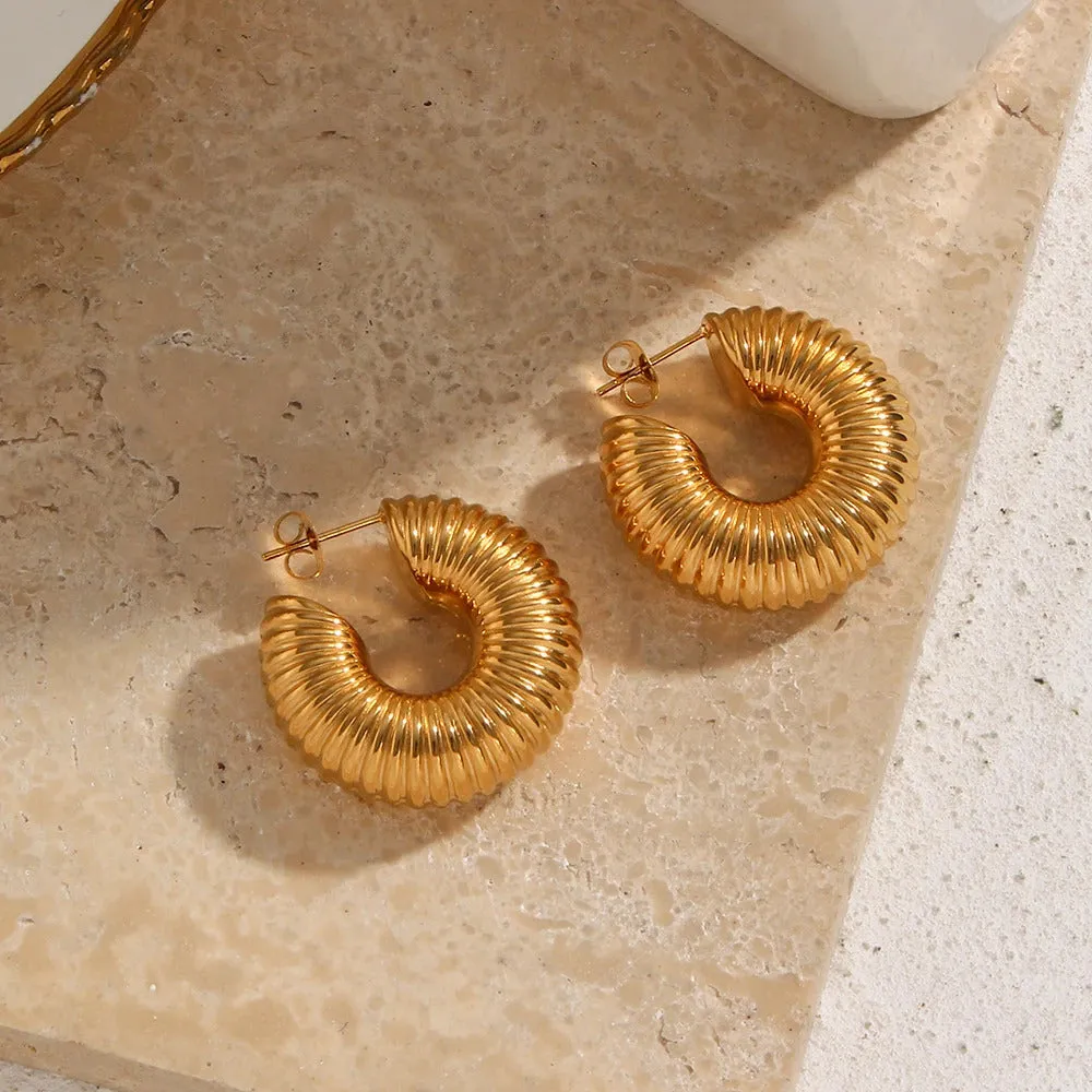 Chunky Croissant Ribbed Hoop Stud Earrings