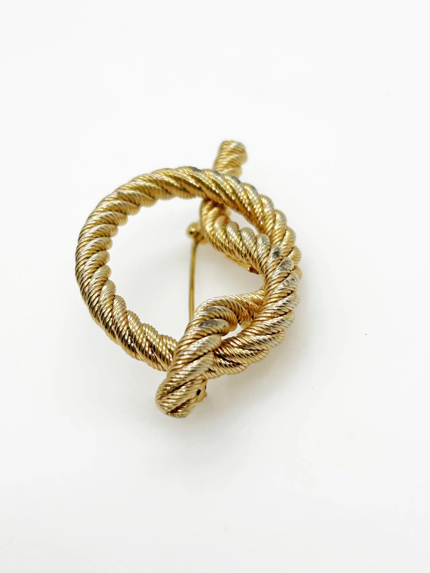 Classic Vintage Golden Knot Brooch