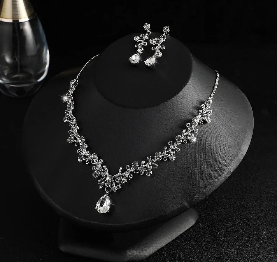 Light luxury fashion New Year jewelry cross-border diamond earrings necklace set engagement wedding