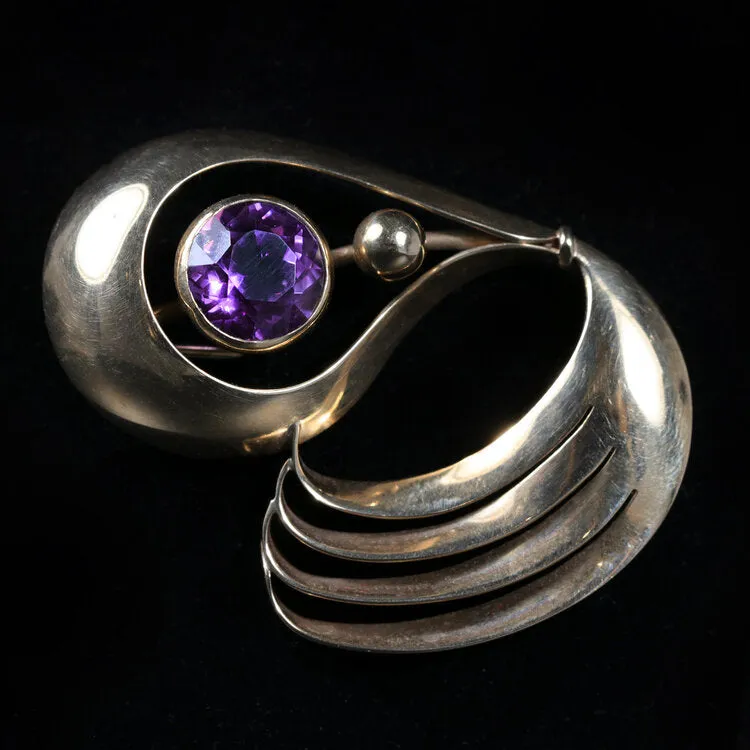 Retro 9K Yellow Gold 3.35 Amethyst Brooch