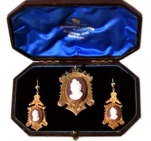 Victorian Hardstone Cameo Demi-Parure