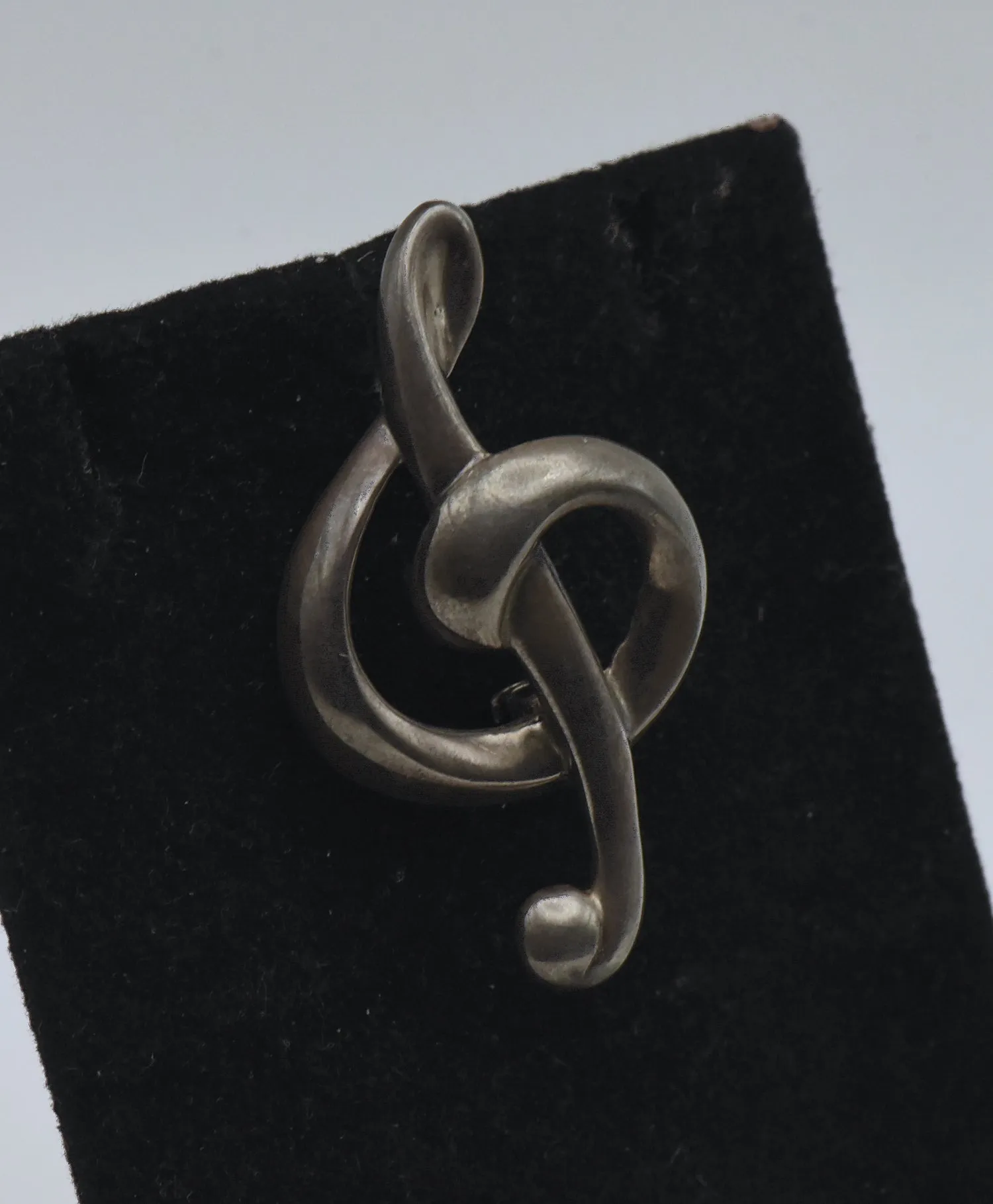 Vintage Sterling Silver Treble Clef Brooch